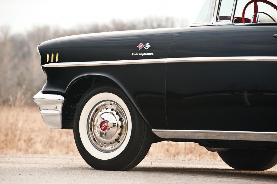  Chevrolet Bel Air Fuel Injected Convertible 1957 года  (фото 34 из 52)